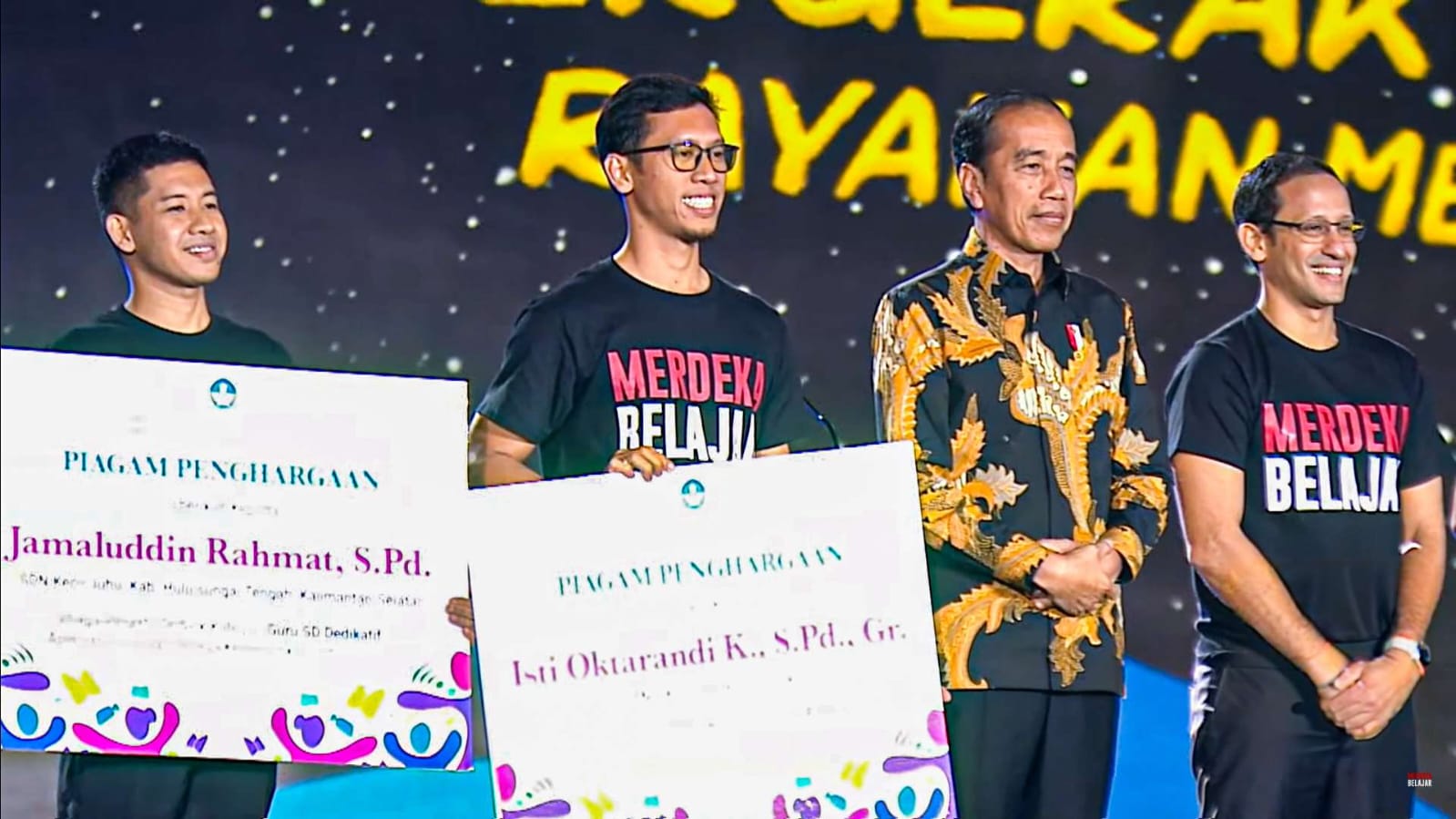 Guru SDN Juhu HST Raih Penghargaan Guru SD Dedikatif Terbaik dari Presiden RI