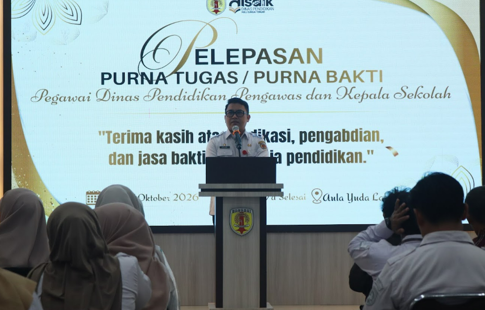 Merajut Kenangan, Menghantar Pengabdian: Dinas Pendidikan Kab. HST Gelar Pelepasan Purna Tugas Penuh Keharuan